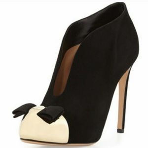 Salvatore Ferragamo booties